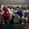 Em agradecimento pelo tratamento, Roseana realizou um sarau de poesia, no Heat