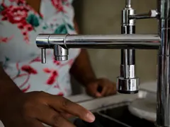 Abastecimento de água é interrompido em regiões da Baixada
