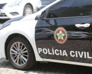 Imagem ilustrativa da imagem Armado, homem é preso após ameaçar ex-esposa e filhos em Niterói