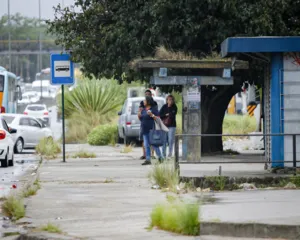 Imagem ilustrativa da imagem Trabalhadores são assaltados com hora marcada em São Gonçalo