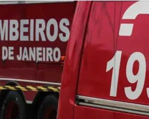 Imagem ilustrativa da imagem Colisão entre ônibus e moto deixa ferido na Avenida Brasil