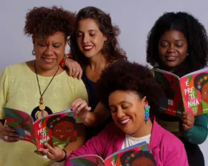 Imagem ilustrativa da imagem Sambistas lançam livro-disco com história de menina negra