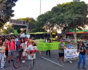 Imagem ilustrativa da imagem Marcha da Maconha volta a acontecer em Niterói e divide opiniões
