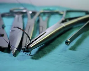 Imagem ilustrativa da imagem Mulher é condenada após realizar aborto em Niterói