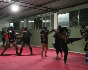 Imagem ilustrativa da imagem Projeto social oferece aulas gratuitas de kickboxing em São Gonçalo