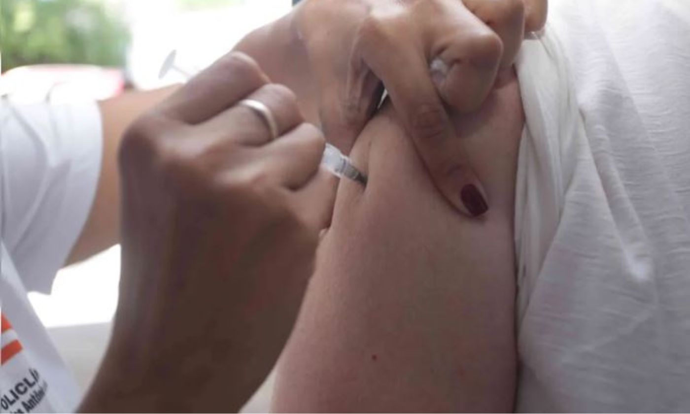 Imagem ilustrativa da imagem São Gonçalo amplia pontos de vacinação contra a dengue