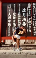 Imagem ilustrativa da imagem Apaixonados no Japão! Lexa mostra viagem com noivo