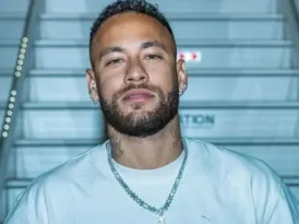 Imagem ilustrativa da imagem Após 'sextou' com tretas, Neymar apaga publicações e curte jogo