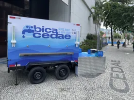 Imagem ilustrativa da imagem Bica com água gelada promete ser a sensação dos blocos no Rio