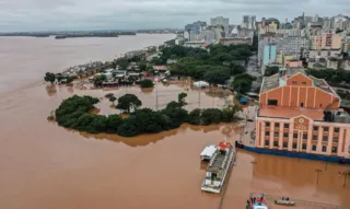 Imagem ilustrativa da imagem Cerca de 45 mil famílias receberão as doações feitas ao RS via PIX