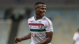 Imagem ilustrativa da imagem Com gol anulado, Fluminense empata com Cerro Porteño