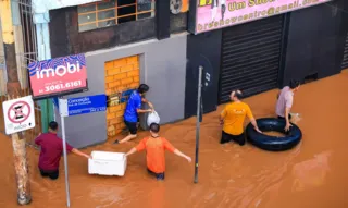 Imagem ilustrativa da imagem Chuva afeta mais de 2 milhões de pessoas no RS