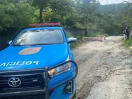 Imagem ilustrativa da imagem Enrolado em cobertor, corpo de motoboy é achado na rua em Maricá