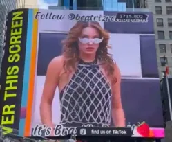 Imagem ilustrativa da imagem Ex-BBB Beatriz surge em telão da Times Square: 'Tô chocada'