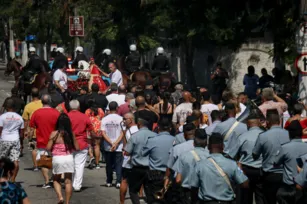 Imagem ilustrativa da imagem Festa para São Jorge: cavalgada sai do batalhão da PM em Niterói