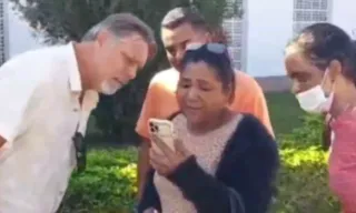 Imagem ilustrativa da imagem Grávida ferida em explosão de lancha conversa com a família; vídeo