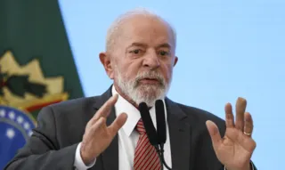 Imagem ilustrativa da imagem Lula critica prolongamento da greve dos servidores federais