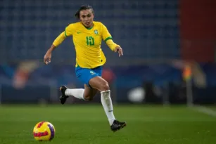 Imagem ilustrativa da imagem Marta revela quando vai se aposentar da Seleção Brasileira; veja