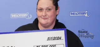 Imagem ilustrativa da imagem Mulher acerta duas vezes na loteria e fatura mais de R$ 5 milhões