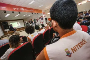 Imagem ilustrativa da imagem Niterói libera 1,6 mil bolsas de estudo para crianças; saiba tudo
