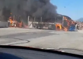 Imagem ilustrativa da imagem Ônibus queimados no Rio geram prejuízo de mais de R$ 35 milhões