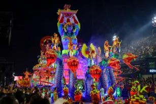Imagem ilustrativa da imagem Pra vitória da Viradouro! Niterói é campeã do carnaval