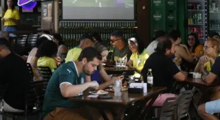 Imagem ilustrativa da imagem Procurando emprego? Rio abre vagas em bares e restaurantes