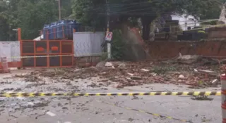 Imagem ilustrativa da imagem Temporal deixa um desaparecido, e muro de cemitério desaba em SP