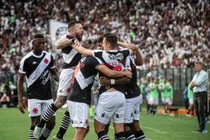 Imagem ilustrativa da imagem Vasco vence o Grêmio e estreia com o pé direito no Brasileirão