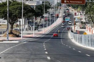 Imagem ilustrativa da imagem Via principal de Itaboraí recebe obras de reurbanização