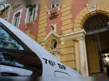 Com os presos, foram apreendidos um total de R$ 4,3 mil em cédulas falsas