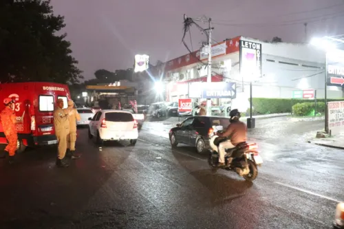 Acidente aconteceu na altura do Caramujo, no sentido São Gonçalo da rodovia