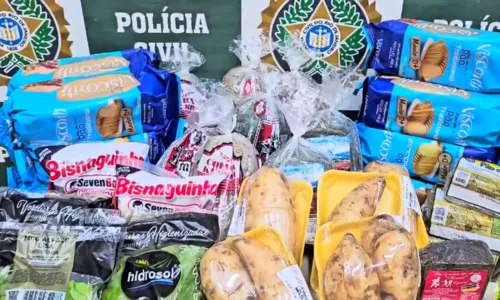 Alimentos foram apreendidos e levados para a delegacia