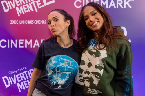 Anitta e Tatá Werneck marcam presença em uma sessão especial do filme "Divertidamente 2"