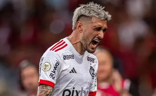 O craque aumentou seu retrospecto positivo na competição no último domingo, quando o Flamengo aplicou uma goleada marcante sobre Vasco, por 6 a 1.