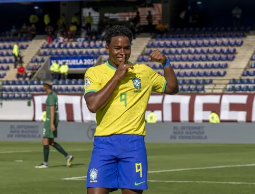 Após gol do camisa 9, Seleção não criou mais chances na partida