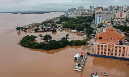 Até o momento 76.399 pessoas foram resgatadas depois de ficarem ilhadas