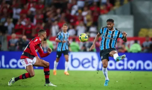 Flamengo está na 2ª posição, com 14 pontos, enquanto o Grêmio ocupa o 13ª, com seis pontos, mas com dois jogos a menos