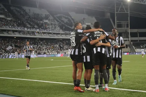 Gol da virada do Botafogo saiu aos 47 minutos do segundo tempo