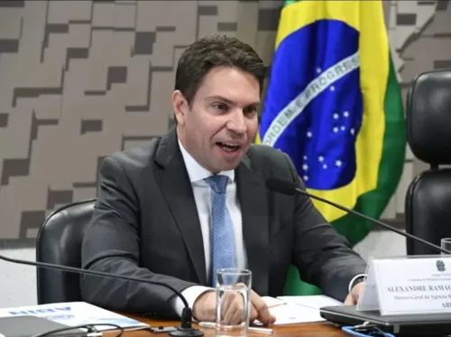 Imagem ilustrativa da imagem Deputado é alvo de operação da PF que investiga grupo espião