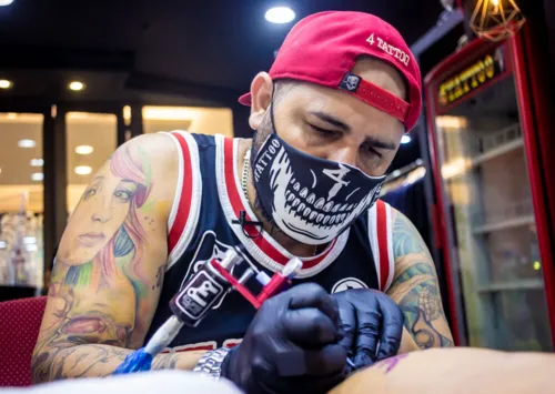 Gilson Dreadlock será um dos responsáveis pelo curso de tatuagem