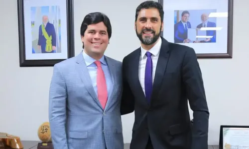 O ministro Fufuca divulgou foto com Athirson em suas redes sociais