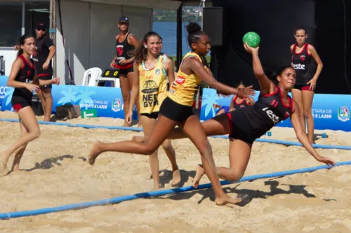 O público poderá assistir aos jogos de graça na Praia da Barra