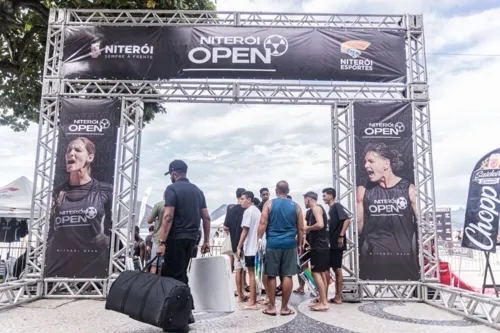 O futevôlei, assim como o beach tennis e a canoa havaiana são modalidades que mais vem crescendo na cidade