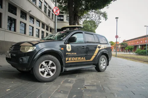 Os mandados foram expedidos pelo Supremo Tribunal