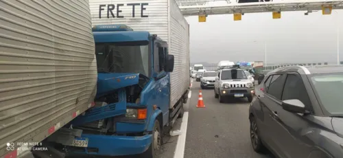 Segundo a concessionária Ecoponte, ninguém ficou ferido