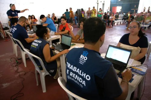 Trabalha Rio estará no Madureira Shopping, a partir das 19h desta segunda-feira (3)