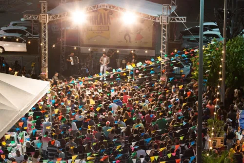 Haverá muita música, barraquinhas com comidas típicas e diversão