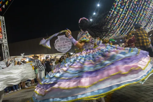 Festa também é marcada por uma programação musical diversificada