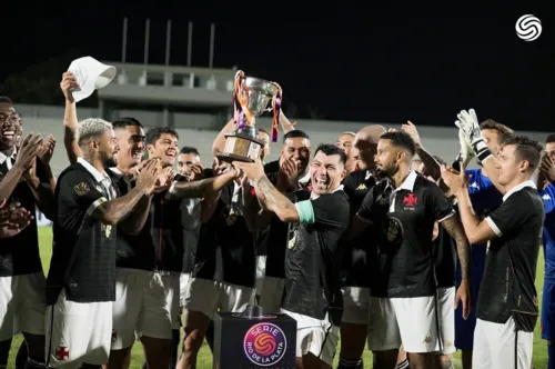 Vasco começa temporada 2024 sendo campeão